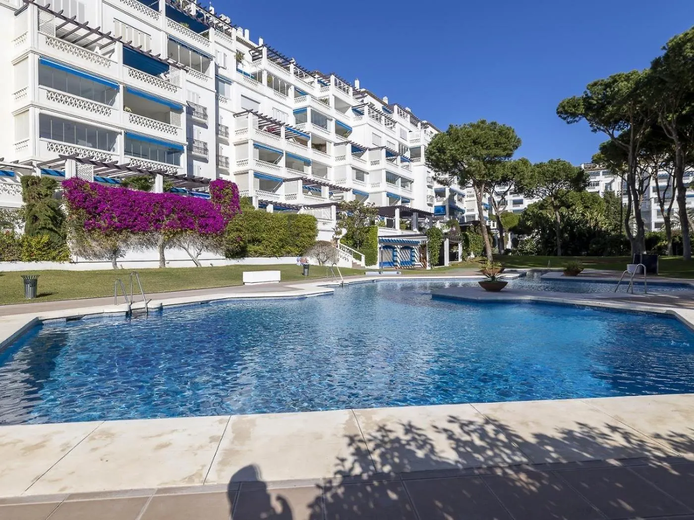 02 Bdr Cadiz 208 Appartement Marbella