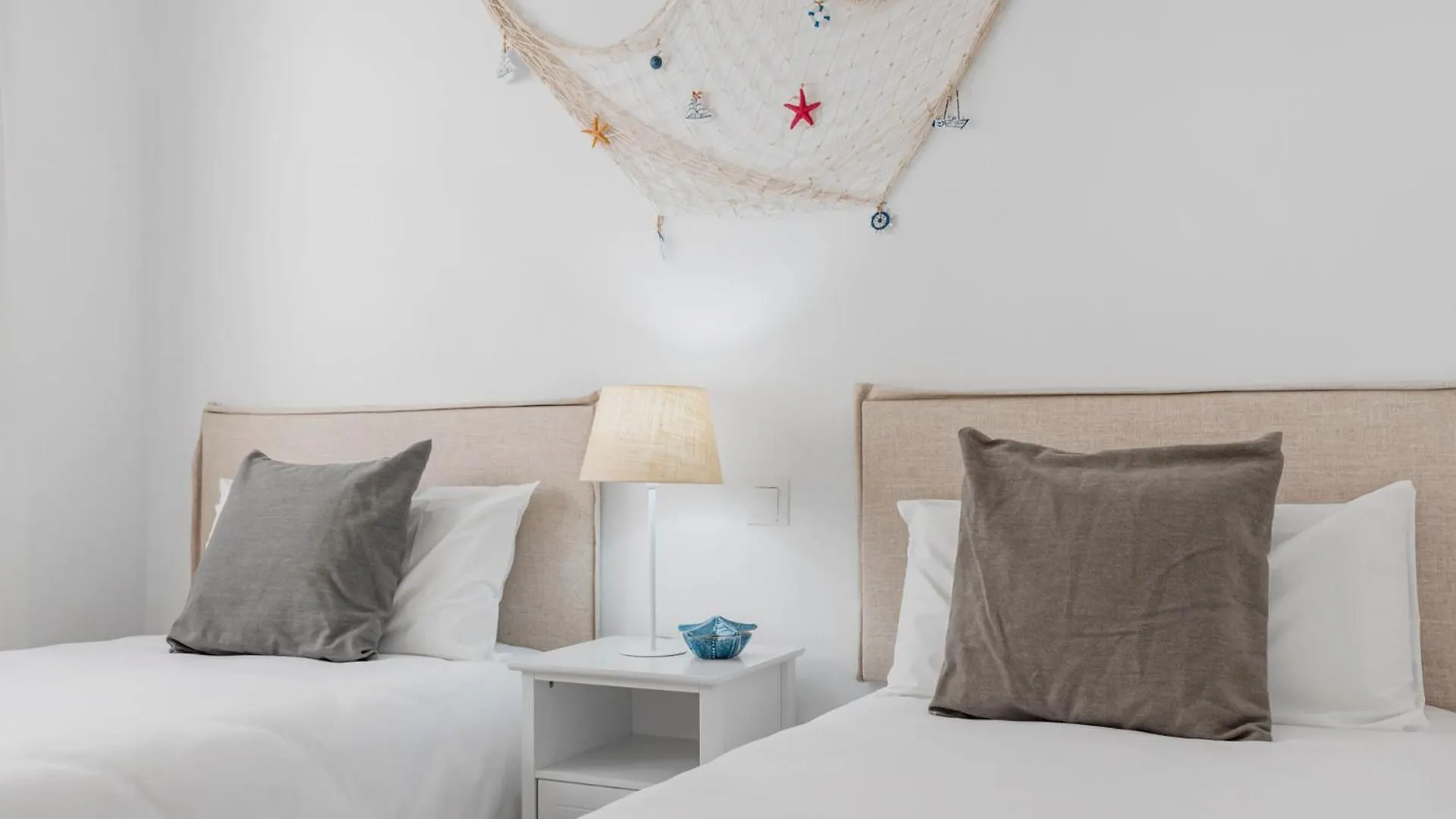 02 Bdr Cadiz 208 Apartment Marbella