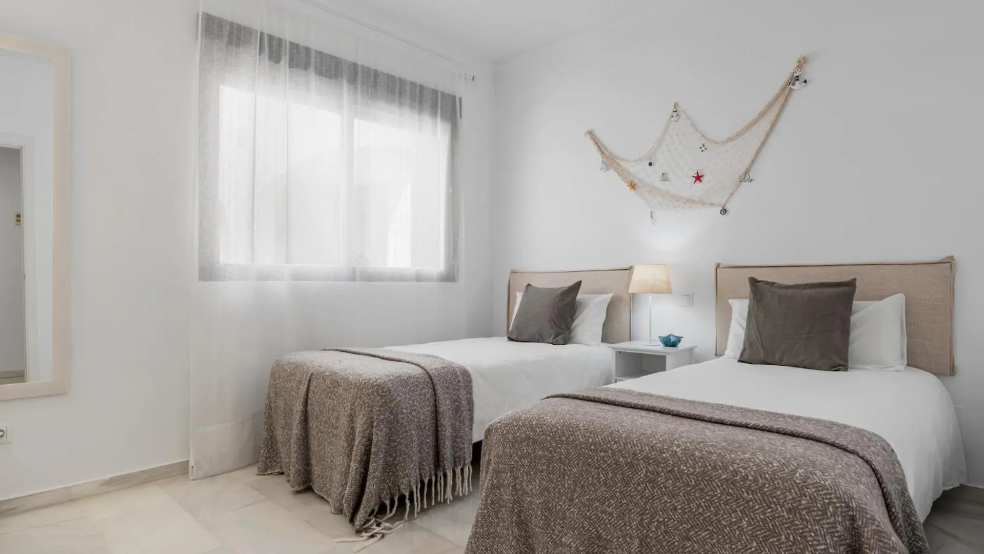 02 Bdr Cadiz 208 Apartment Marbella